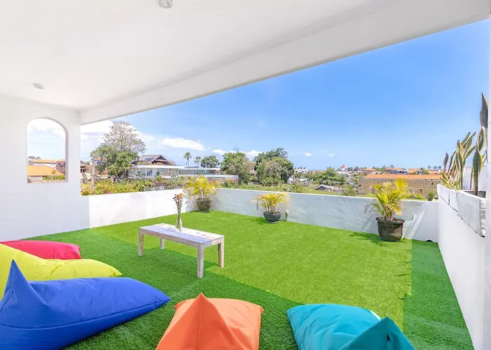 Private Pool And Rooftop 3br * Canggu